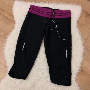 NIKE Dri-Fit Reflective Capri Leggings